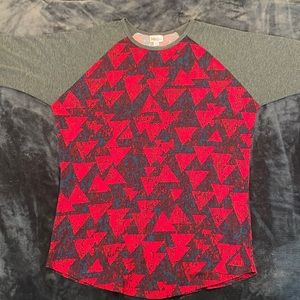 LuLaRoe Randy Tee: Red and Blue Triangles with Grey Sleeves (XL)